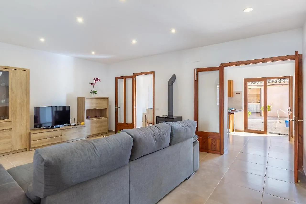Holiday home Cas Padrins De Ses Tanques Villa Ariany
