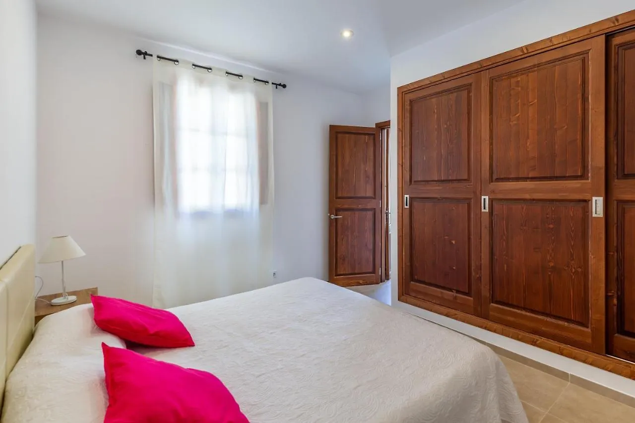 Holiday home Cas Padrins De Ses Tanques Villa Ariany